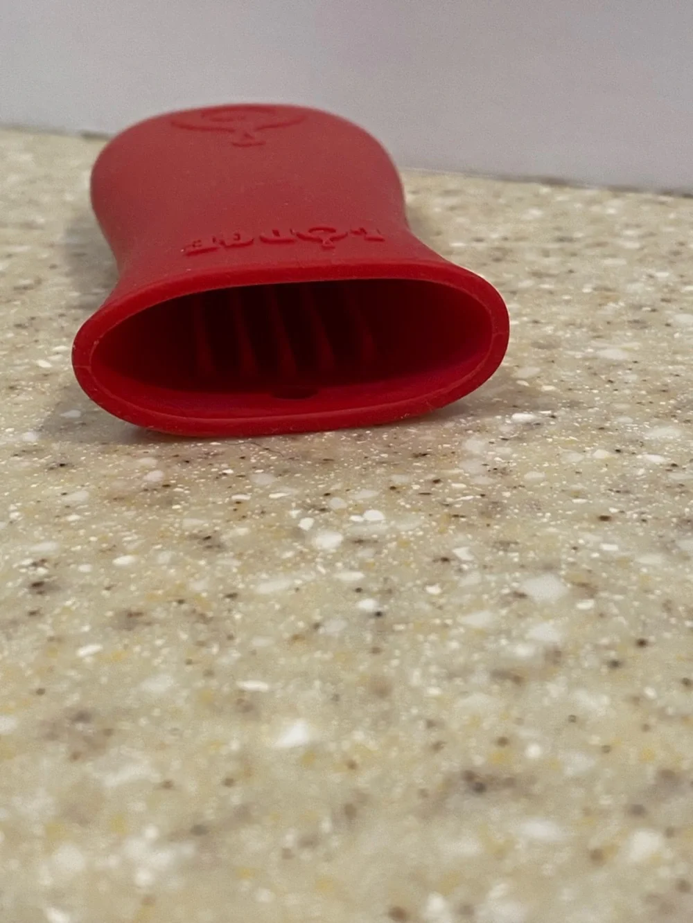 Lodge Red Silicone Handle Sleeve for Skillet